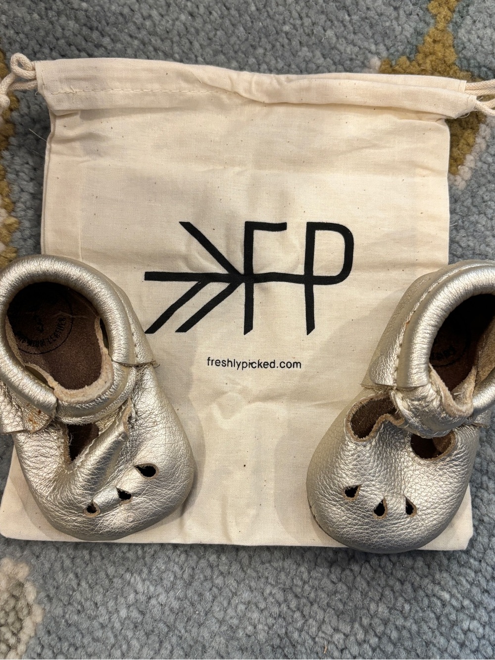 Freshly Picked Silver Metallic Baby Moccs with Drawstring Bag
